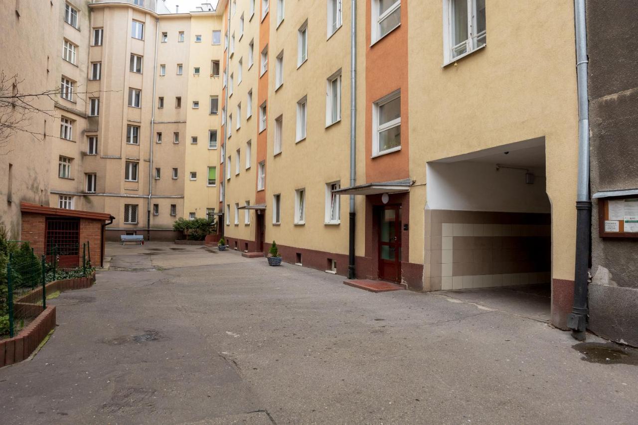 Grojecka Stara Ochota Apartment วอร์ซอ ภายนอก รูปภาพ
